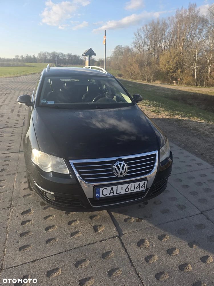 Volkswagen Passat 2.0 TDI Highline DSG - 2