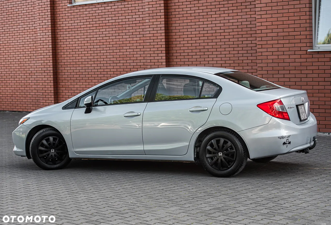 Honda Civic 1.8 Executive - 10