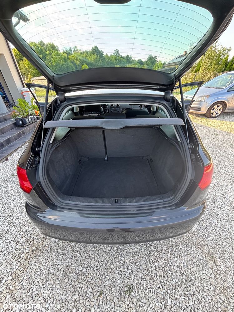 Audi A3 Sportback 2.0 TDI Ambiente - 10