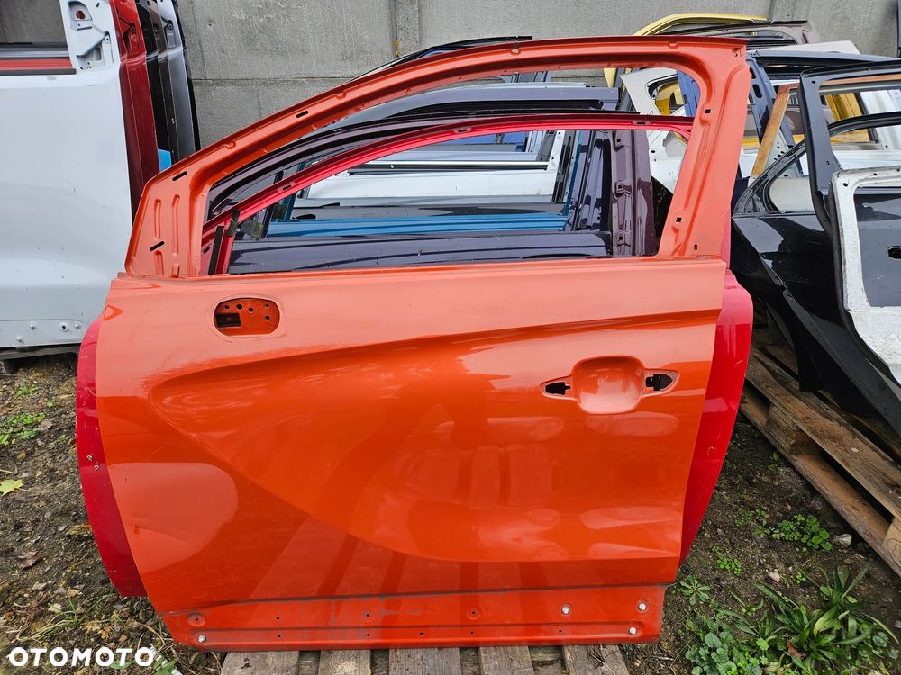 Crossland X drzwi lewe przód