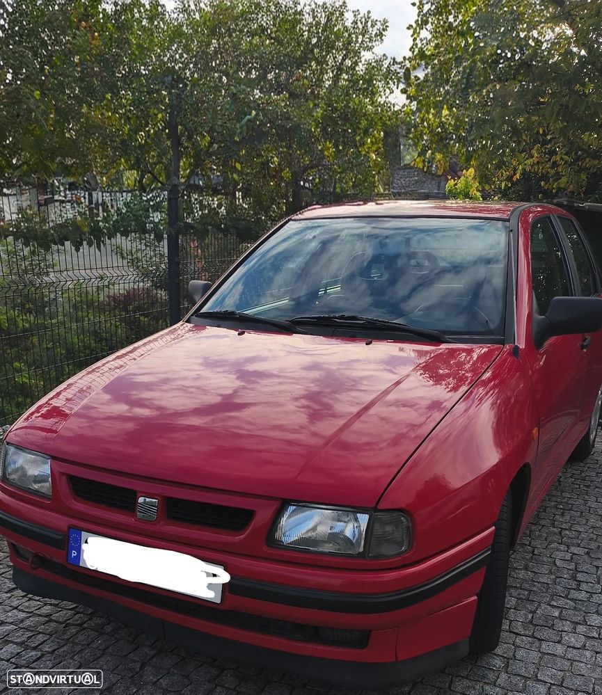 SEAT Ibiza 1.3i GLX - 1