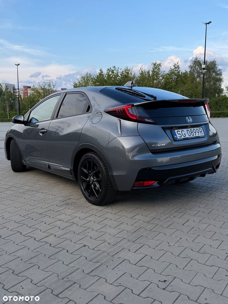 Honda Civic 1.8 Sport (Honda Connect+) - 5