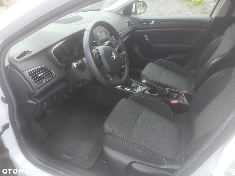 Renault Megane 1.3 TCe FAP Life - 6