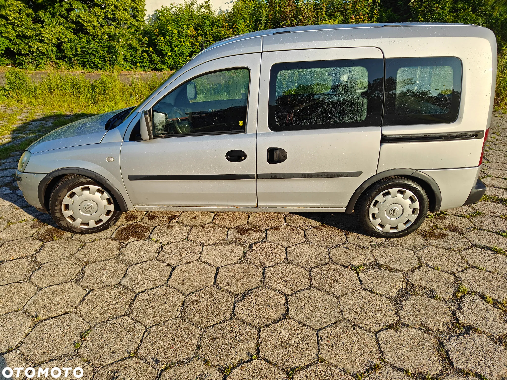 Opel Combo Tour 1.6 CNG Enjoy - 2