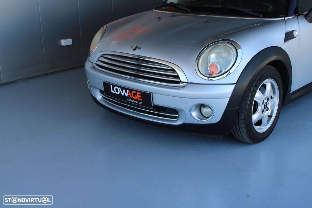 MINI 3 Portas One 1.4 Auto - 28