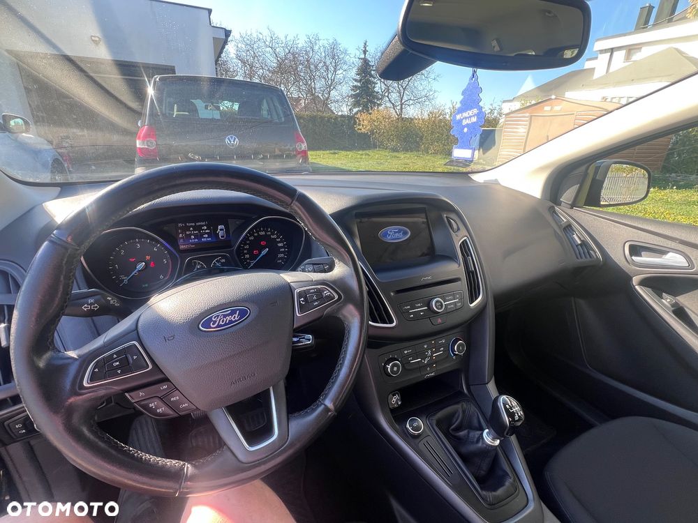 Ford Focus 1.5 TDCi Trend - 6