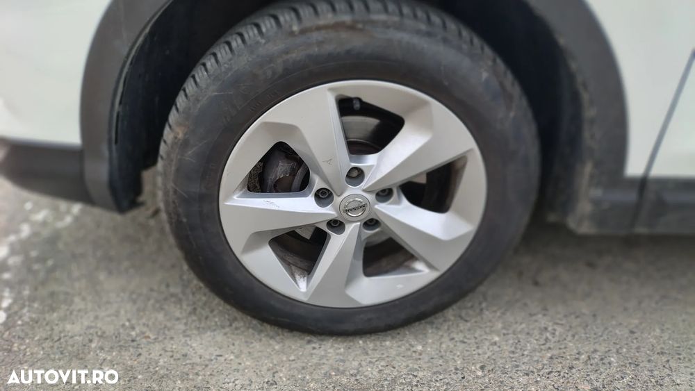 Nissan Qashqai 1.6 DCI Start/Stop 4X4-i Acenta - 13