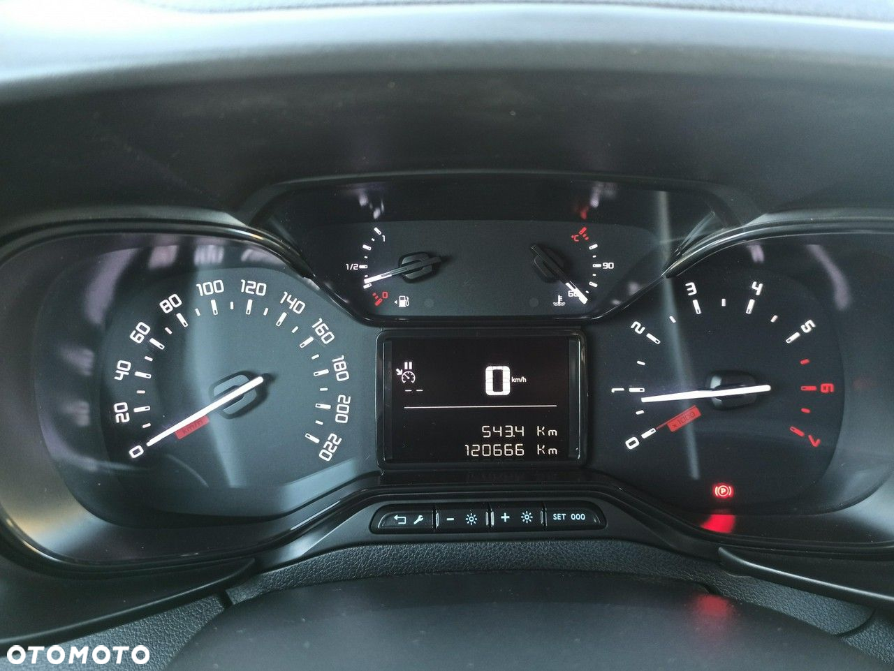 Toyota Proace City - 9