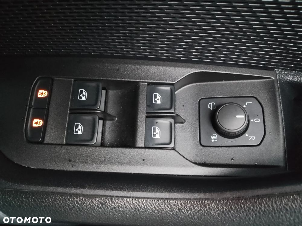 Skoda Octavia 1.5 TSI mHEV DSG Selection - 25