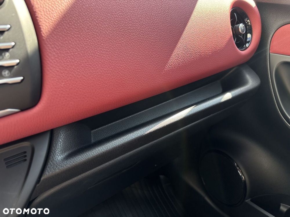Toyota Yaris - 34