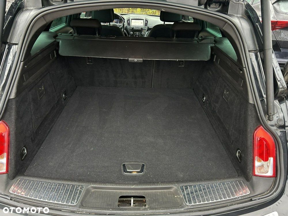 Opel Insignia - 12