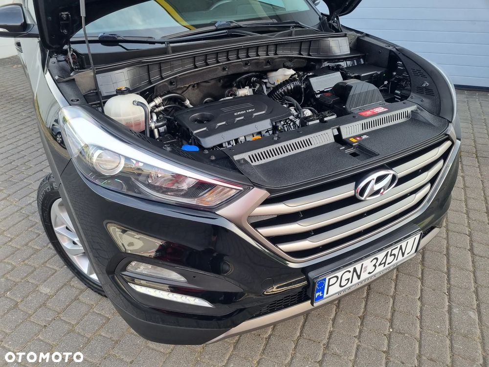 Hyundai Tucson blue 1.7 CRDi 2WD Intro Edition - 35