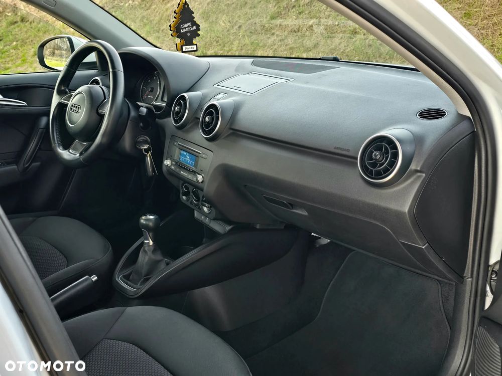 Audi A1 Sportback 1.4 TDI (ultra) design - 6