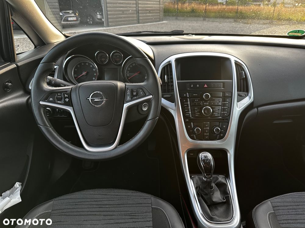 Opel Astra 1.4 Turbo ENERGY - 28