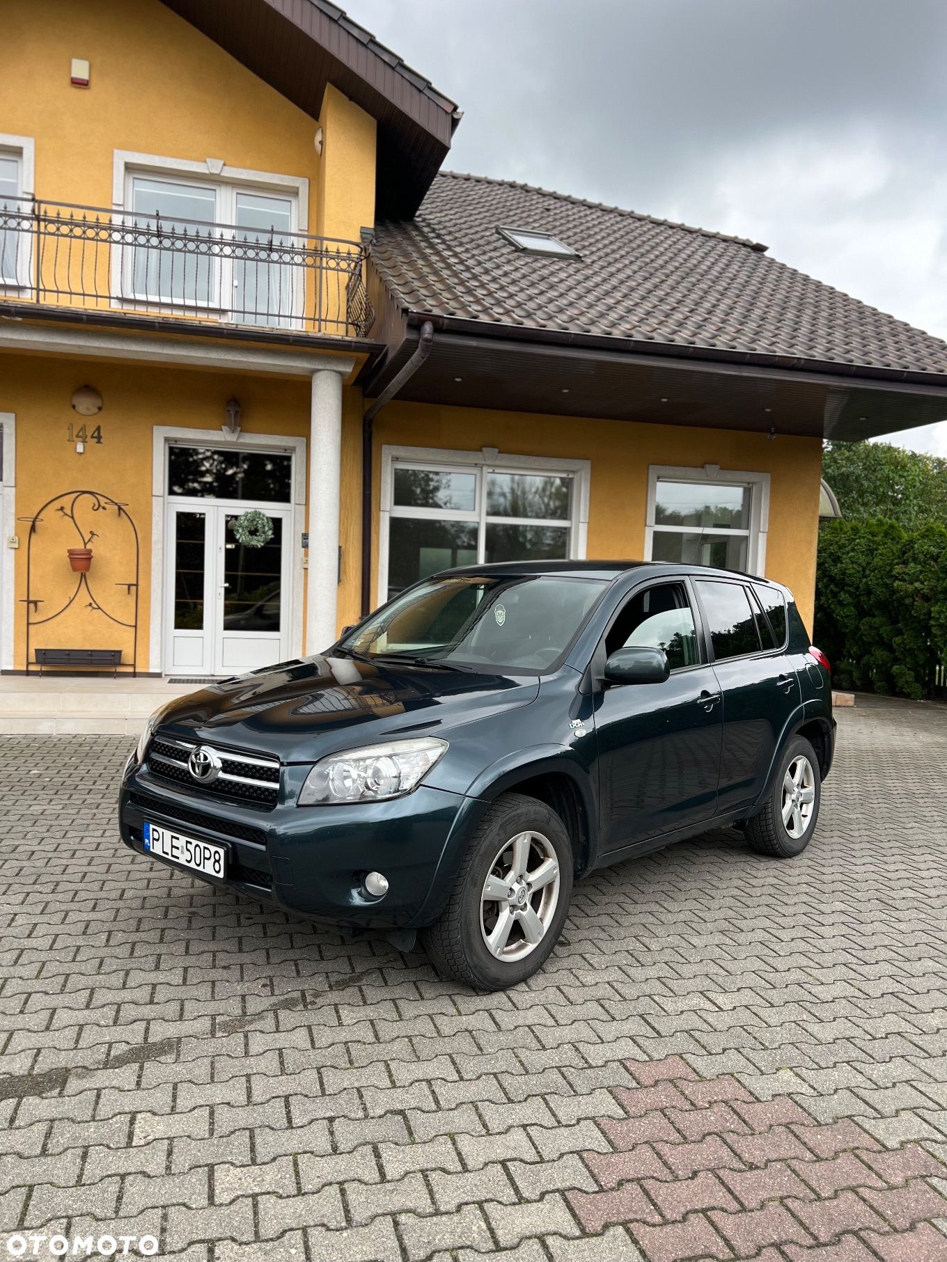 Toyota RAV4 2.2 D-4D X - 1
