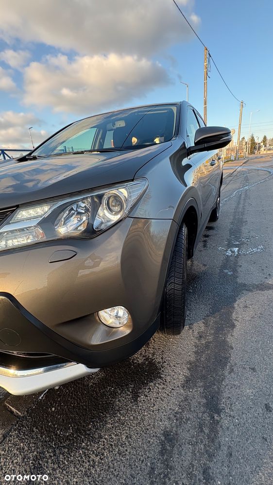 Toyota RAV4 2.0 D-4D Premium 4x2 - 10