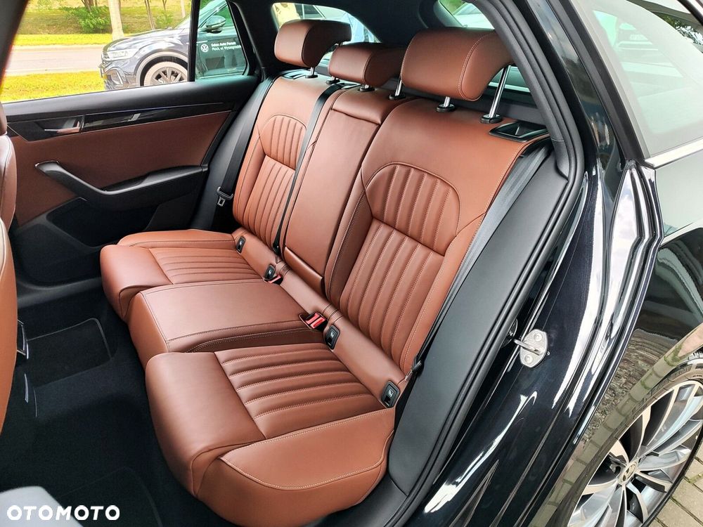 Skoda Superb 2.0 TDI SCR L&K DSG - 13