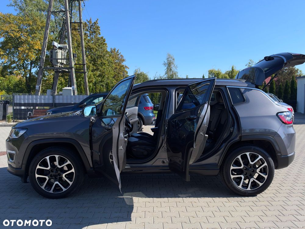 Jeep Compass - 16