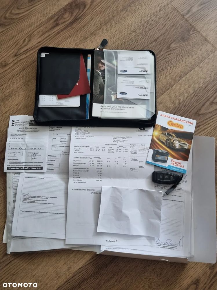 Ford Focus ver-1-6-ecoboost-titanium - 14