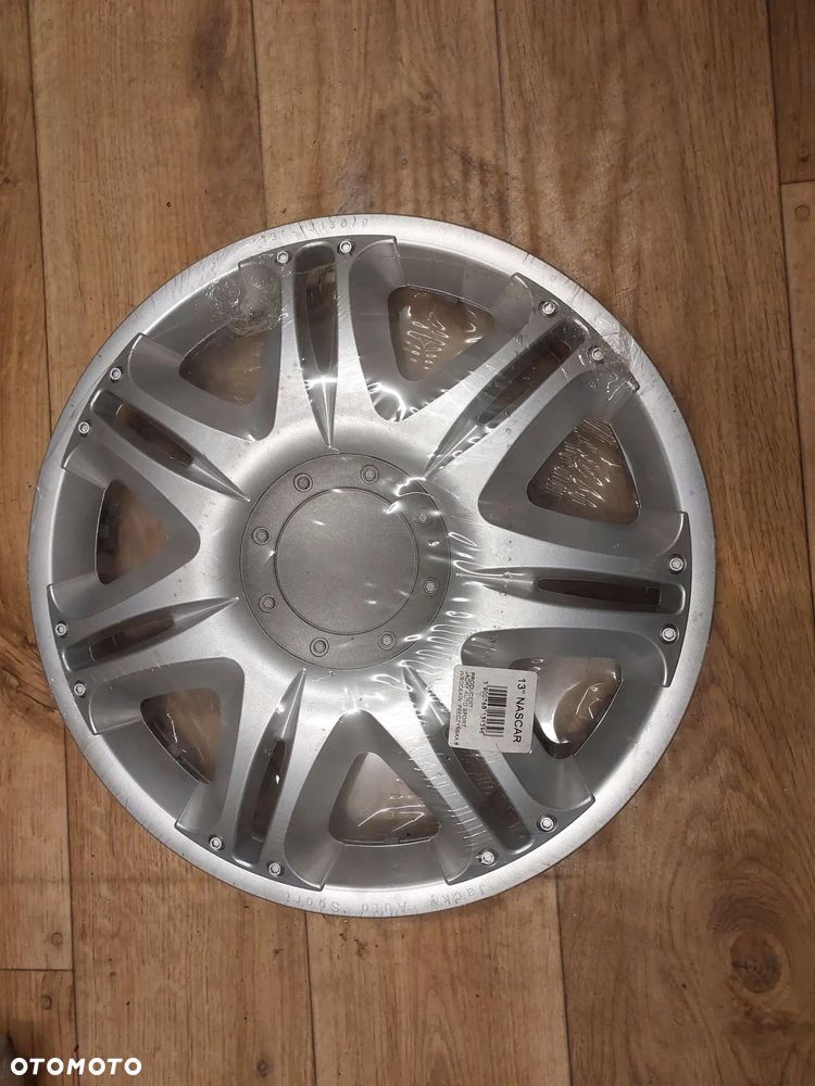 KOŁPAK 13 NASCAR CENA ZA 1SZT - 1