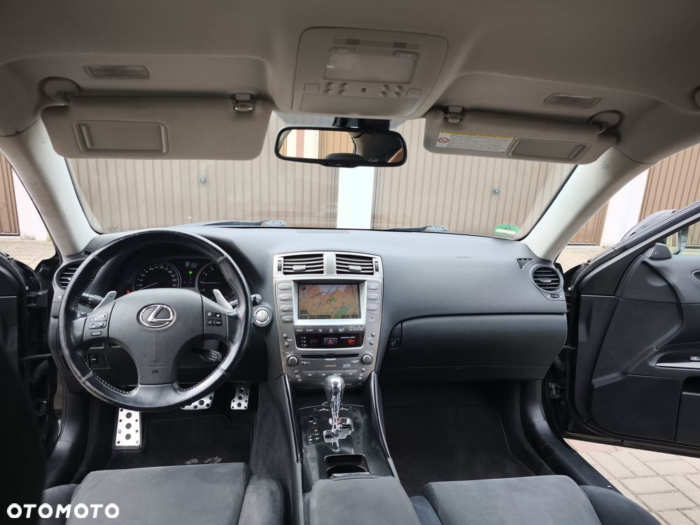 Lexus IS 250 F Sport - 31
