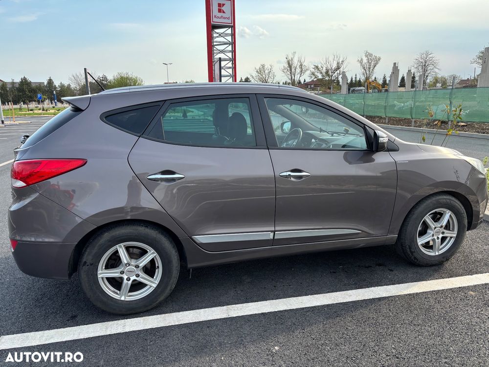 Hyundai ix35 2.0 CRDI High 4WD GLS Aut. Luxury - 4