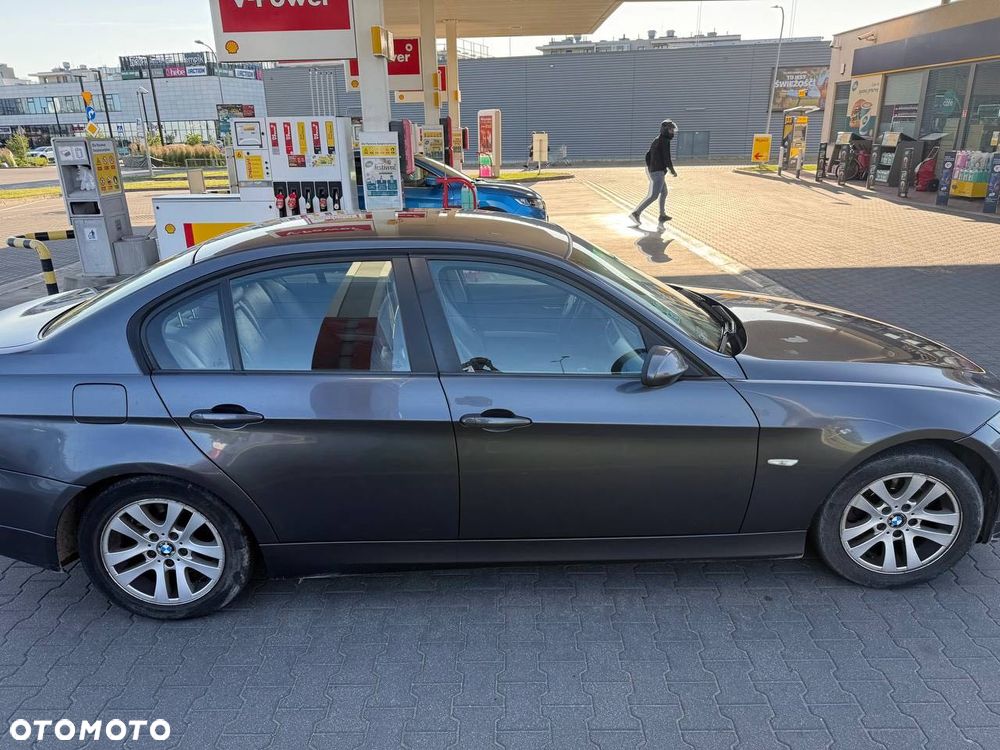 BMW 320D 2005 photo 5