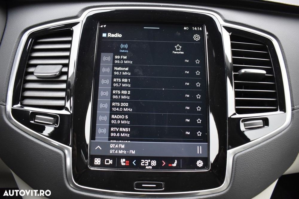 Volvo XC 90 - 38