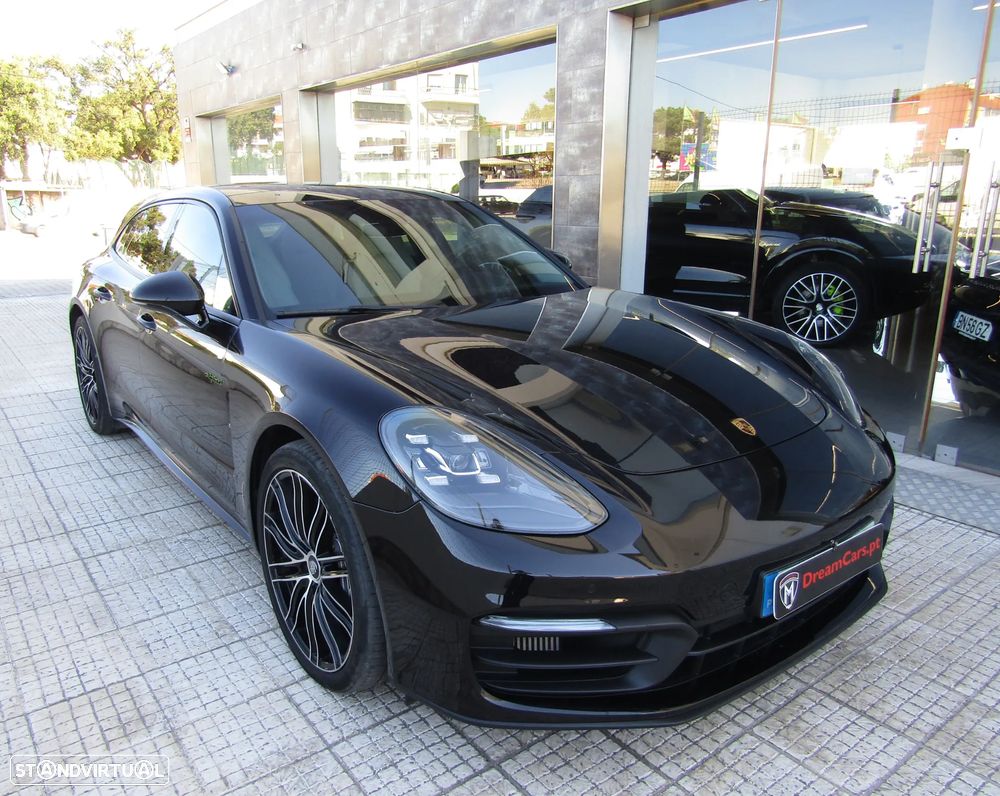 Porsche Panamera 4 E-Hybrid — fotografia 6