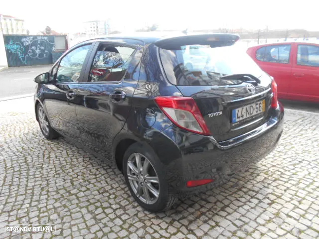 Toyota Yaris 1.4 D-4D Sport - 8
