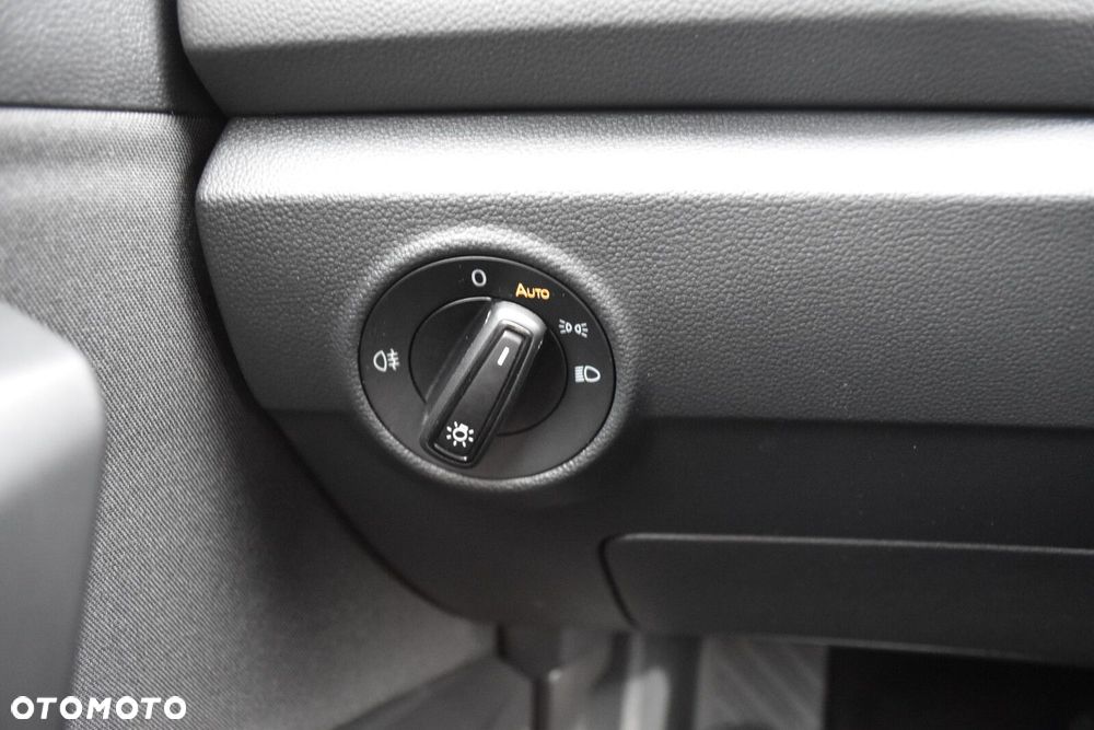 Volkswagen T-Roc 1.5 TSI Life DSG - 25