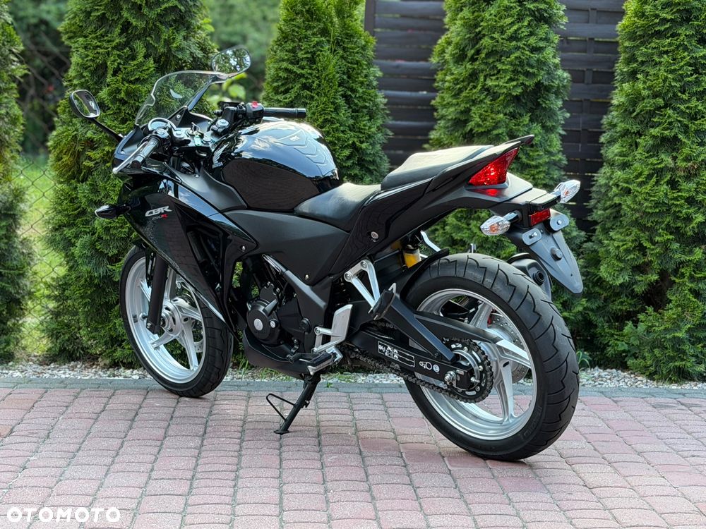 Honda CBR - 8