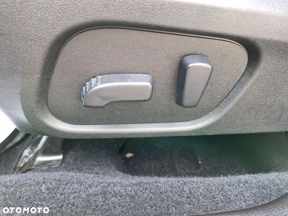 Subaru Forester 2.0i Exclusive Lineartronic - 38