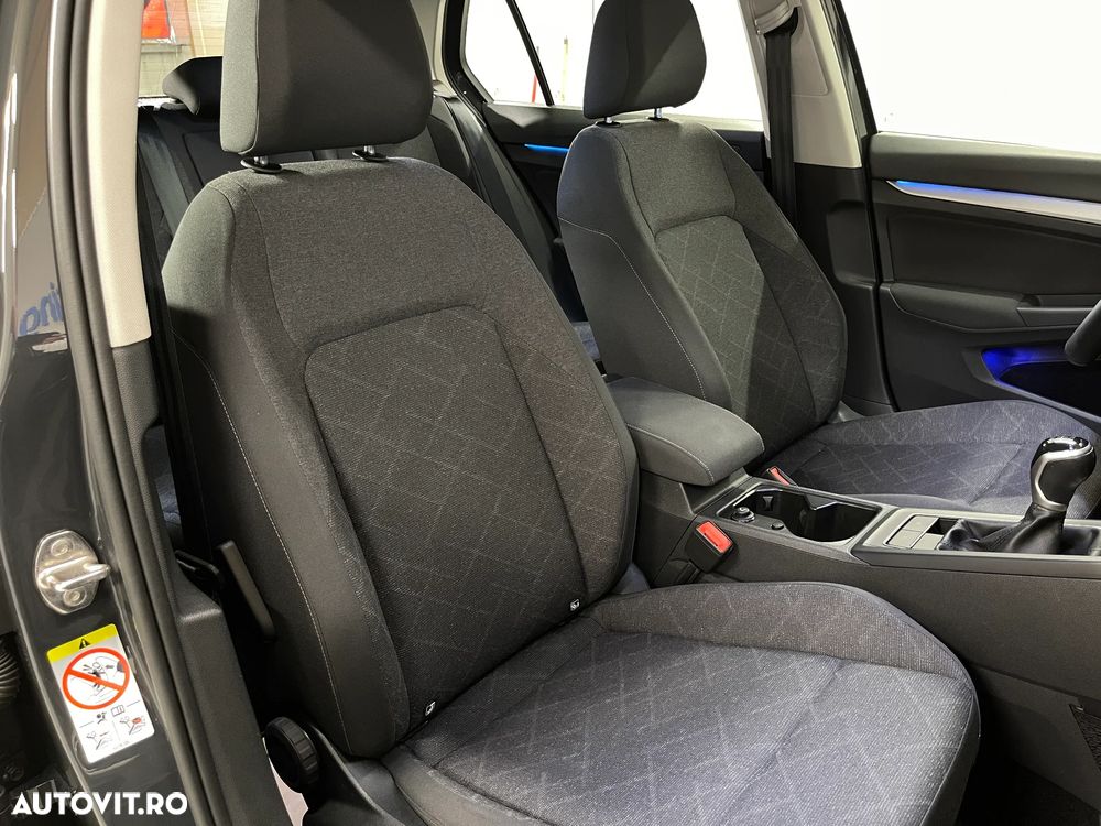Volkswagen Golf 1.0 TSI Life - 11