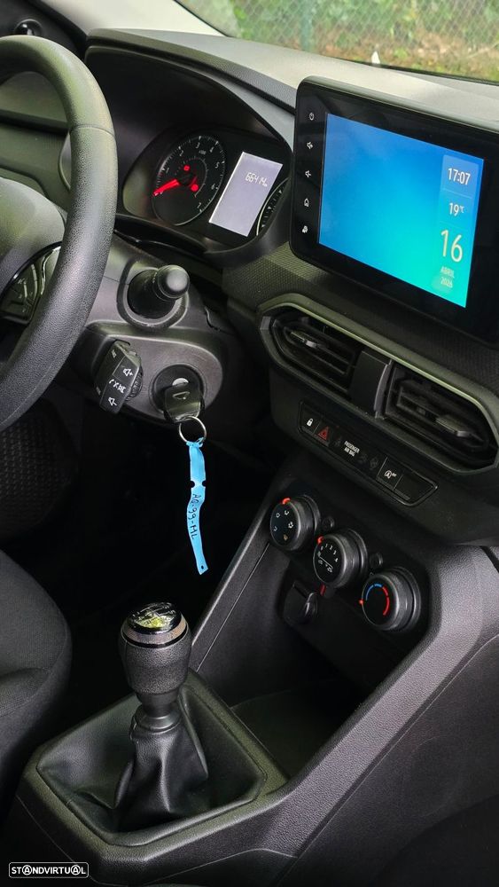 Dacia Sandero 1.0 SCe Essential - 16