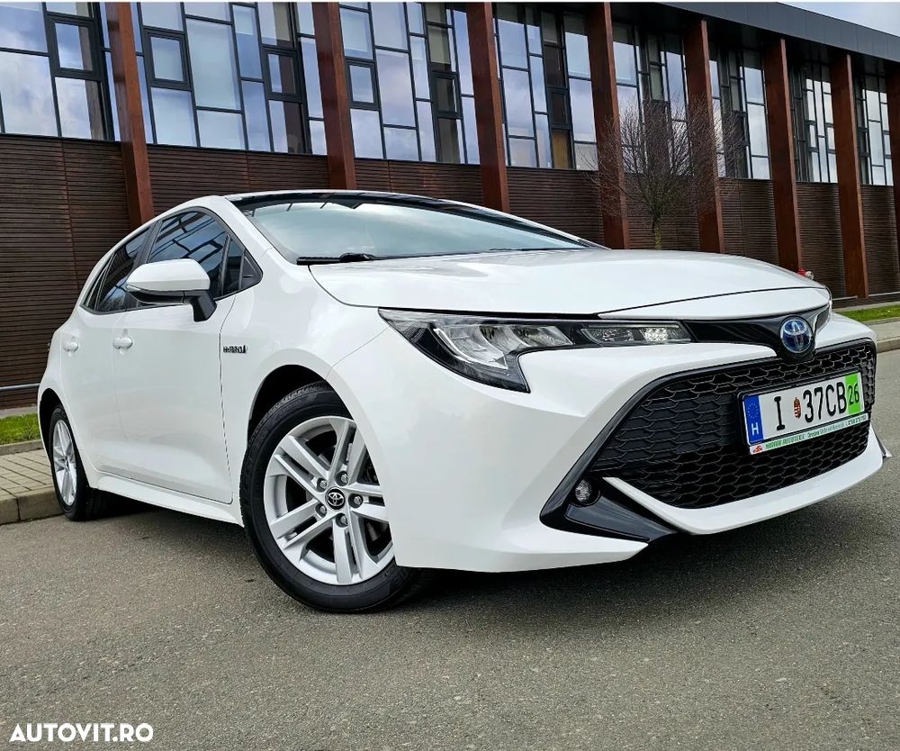 Toyota Corolla 1.8 Business Edition - 24