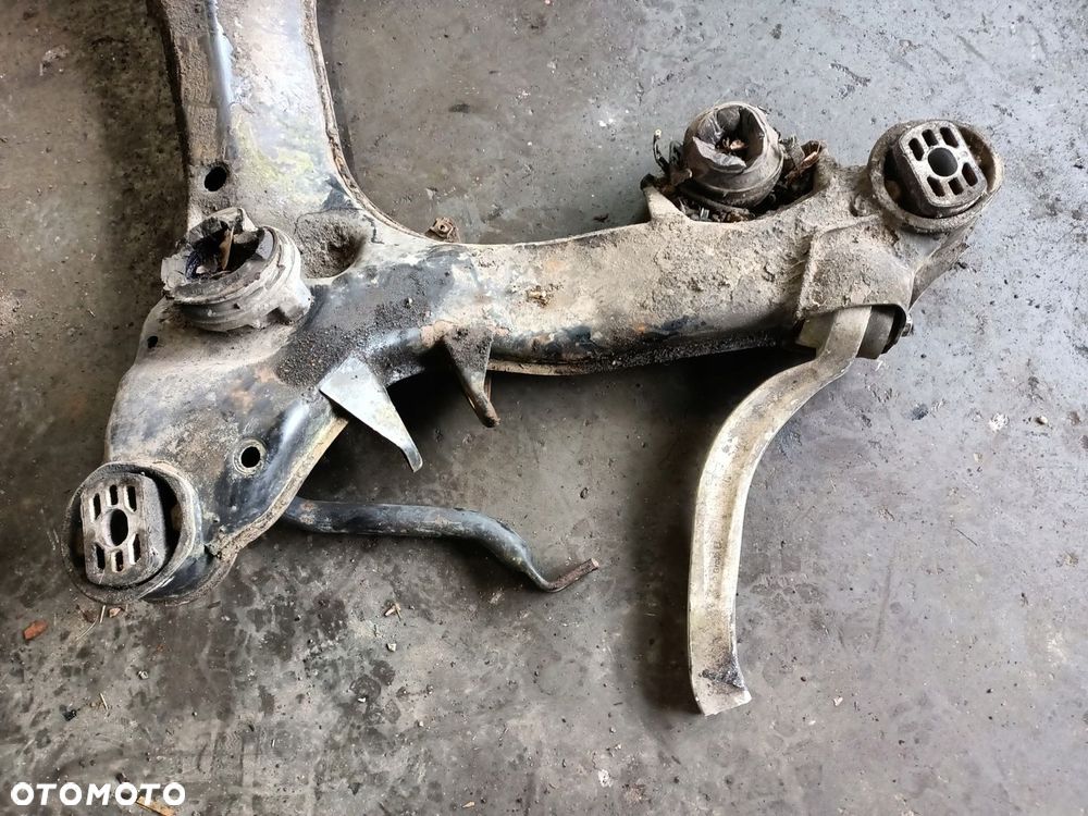 SANKI ZAWIESZENIA PRZÓD AUDI A8 D2 2.8 V6 - 2