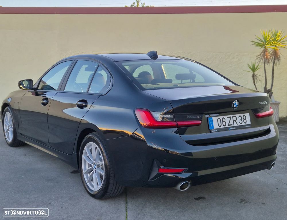 BMW 330 e Auto - 15