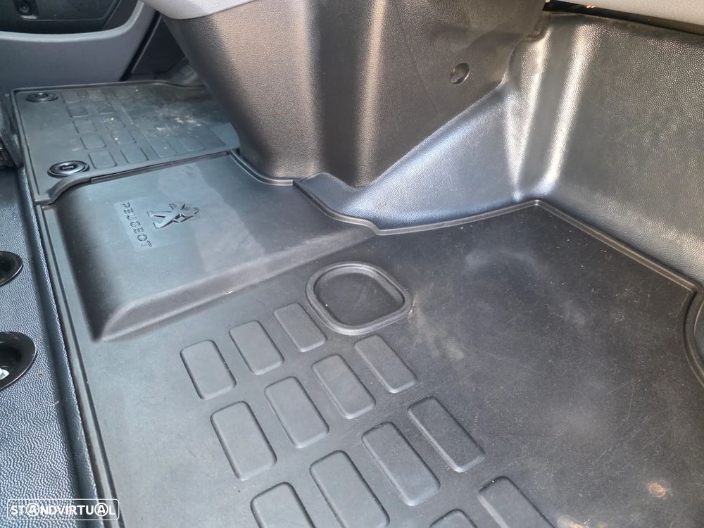 Peugeot Expert HDI L2H1 - 11