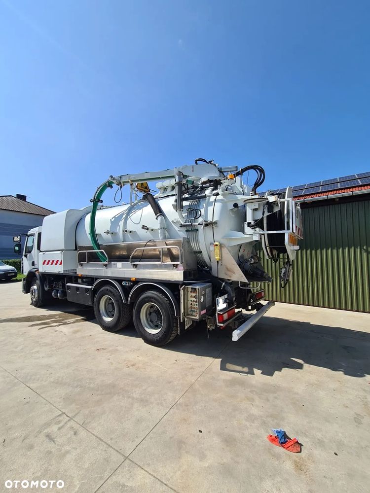 Renault Premium WUKO - 1