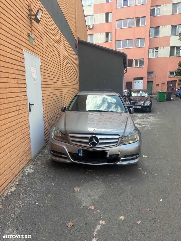 Mercedes-Benz C - 3