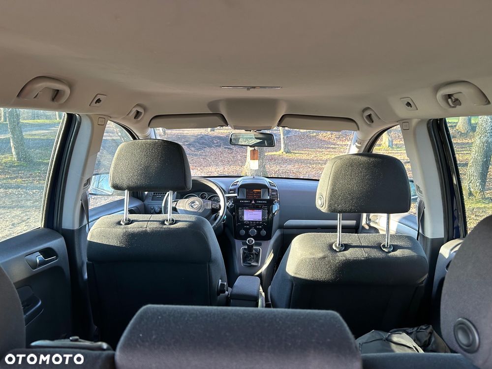Opel Zafira - 7