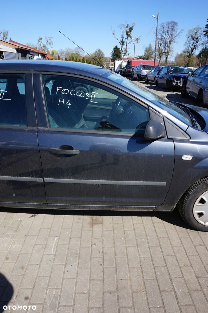 DRZWI PRZEDNIE PRAWE FOCUS II MK2 KOMBI H4  SZARY SEA GREY FORD 2004-2008 - 1