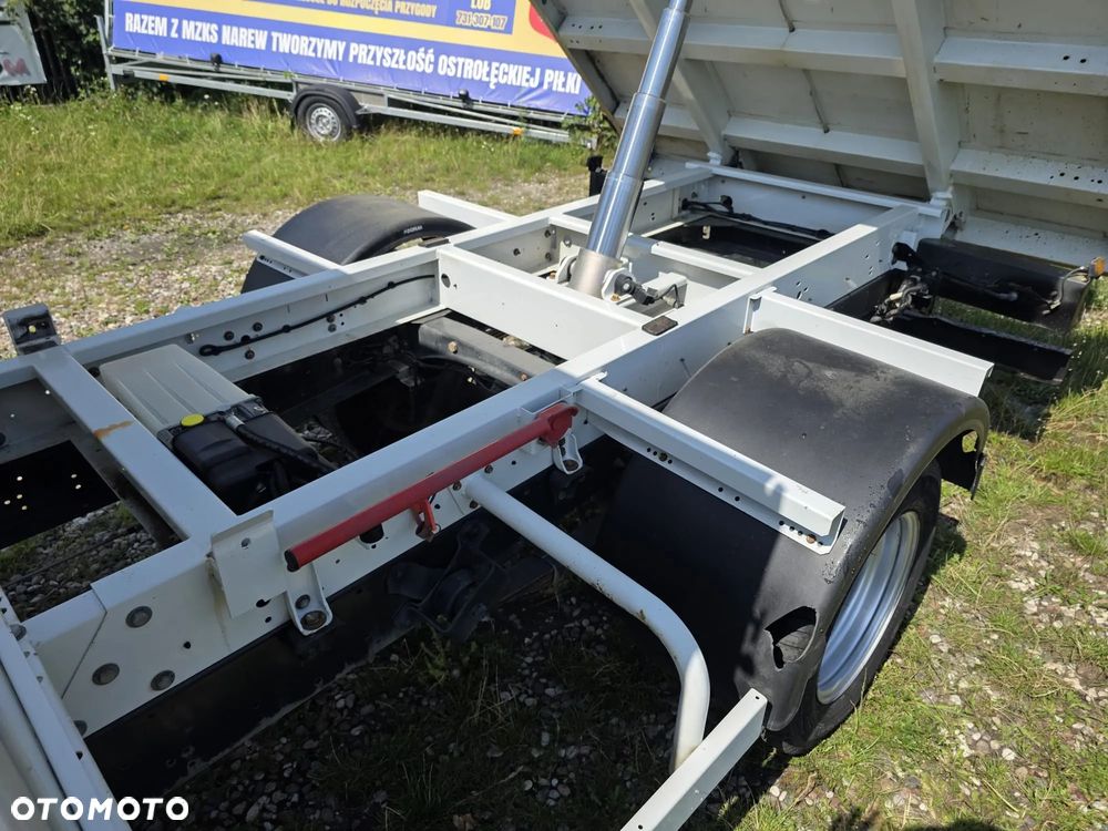 Iveco Wywrotka 7-Osobowa - 13