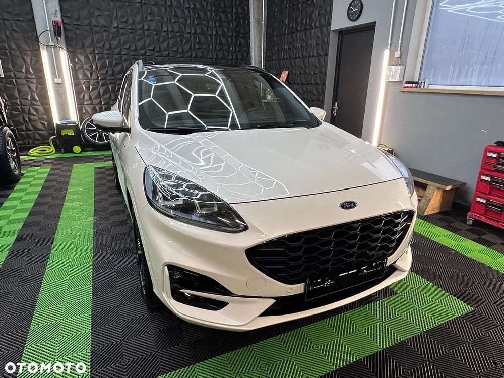 Ford Kuga 2.5 Duratec PHEV ST-LINE X - 4