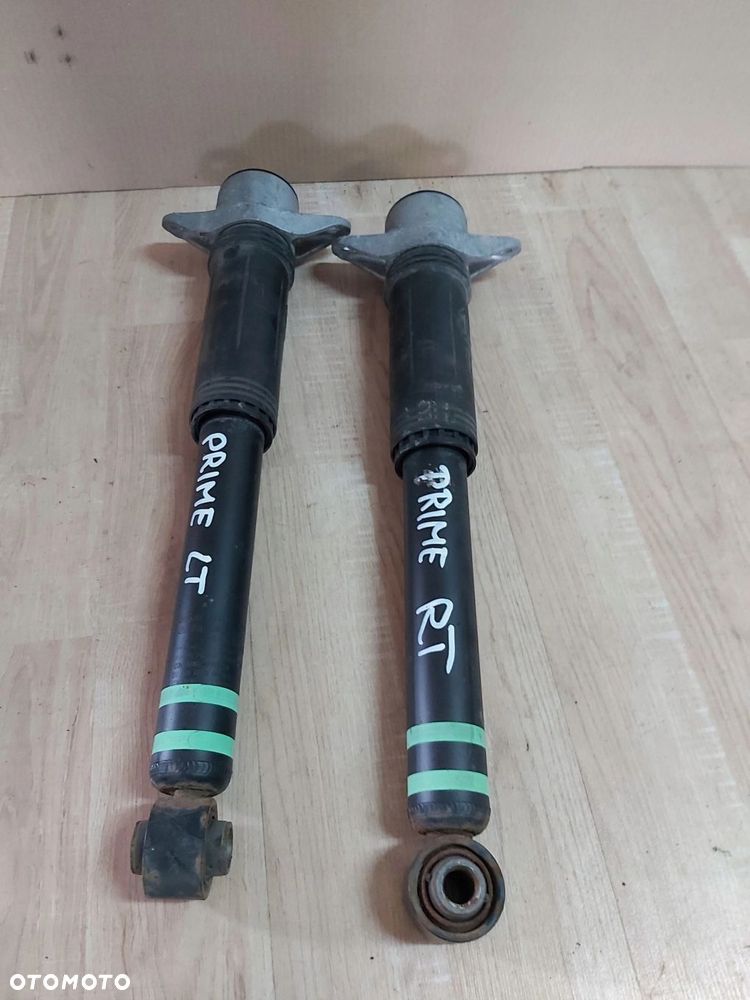 Toyota Prius IV PRIME amortyzator tył PLUG IN - 4