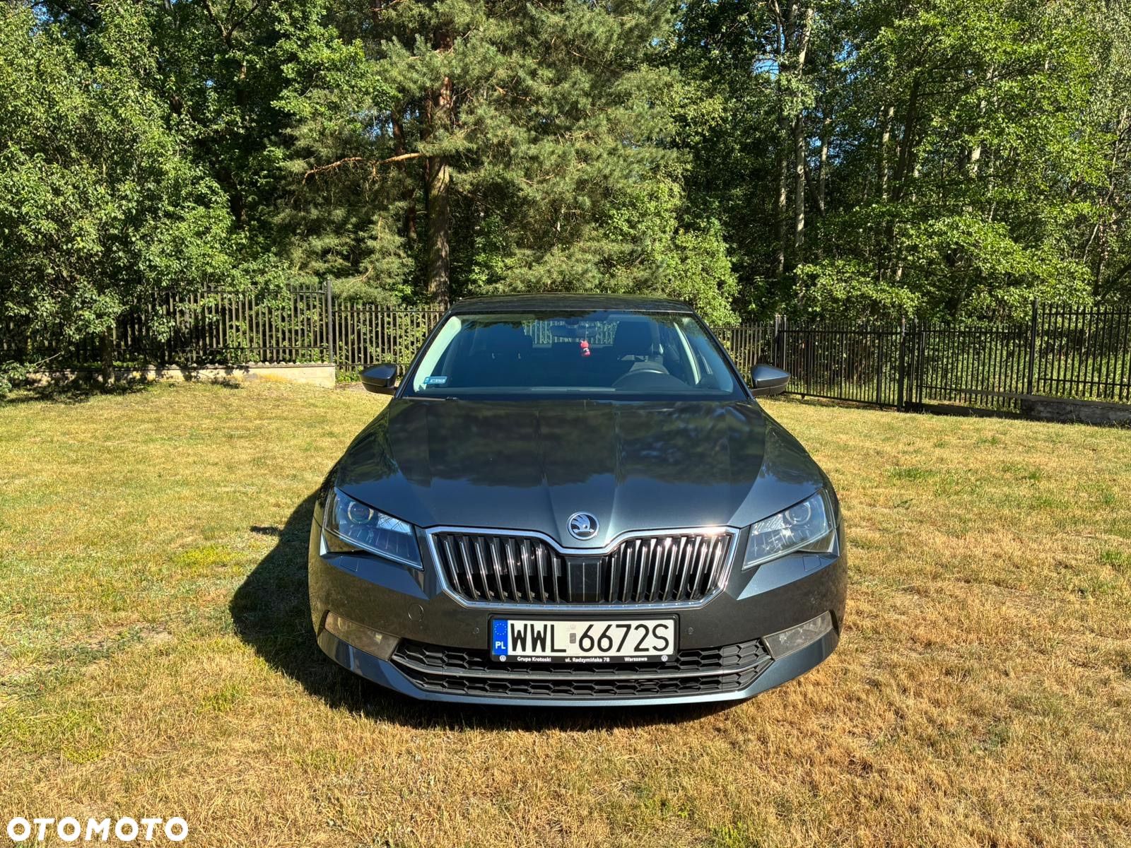 Skoda Superb 2.0 TDI Ambition DSG - 1