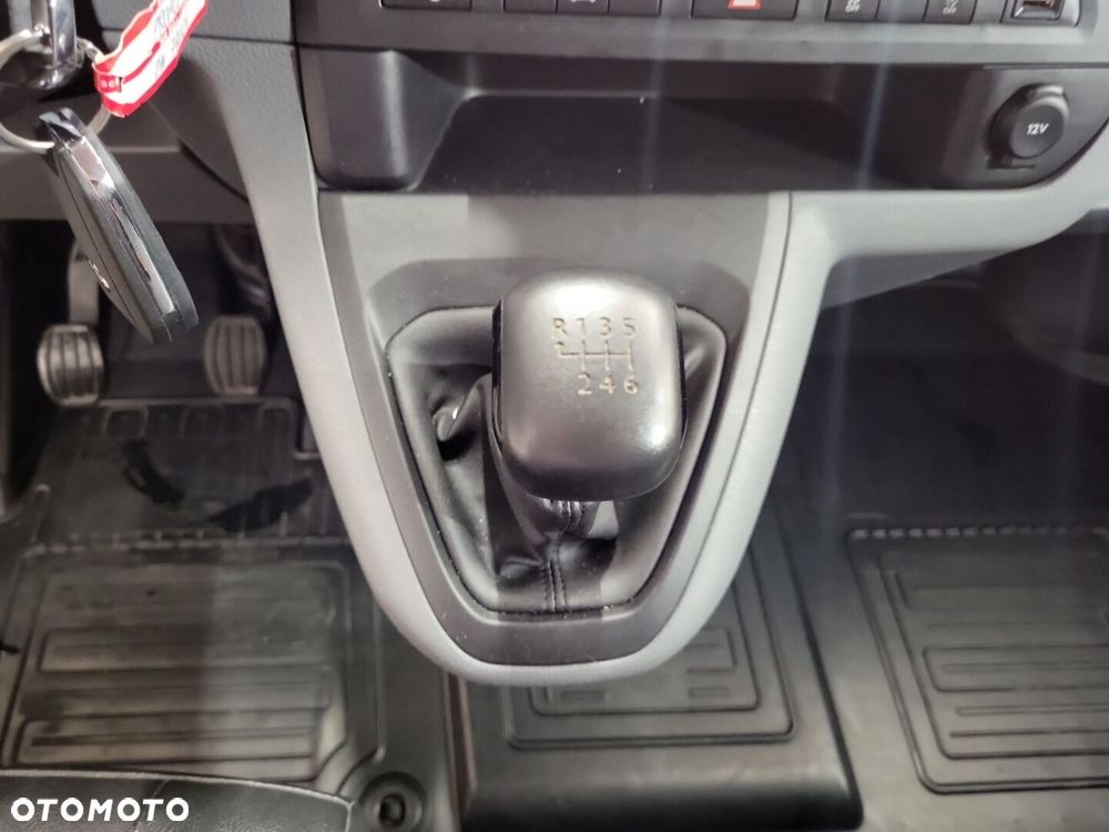 Toyota PROACE - 16