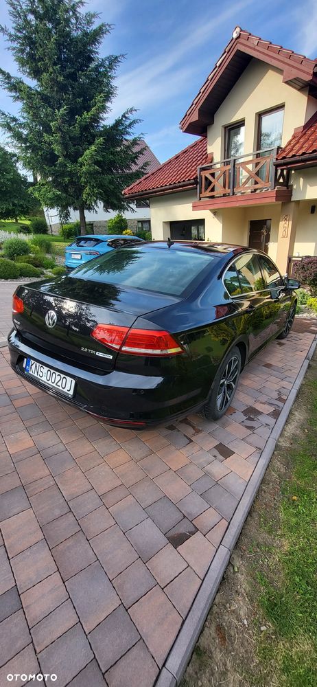 Volkswagen Passat 2.0 TDI SCR Comfortline - 8