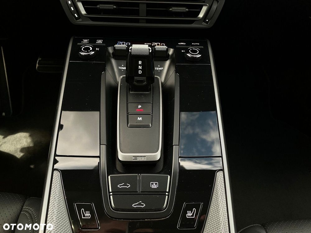 Porsche 911 - 26